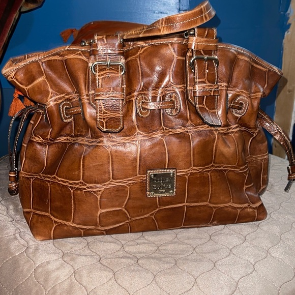 DOONEY & BOURKEClean inside - Picture 1 of 12